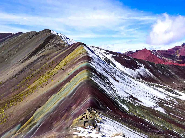 Montanha 7 Cores coberta de granizo