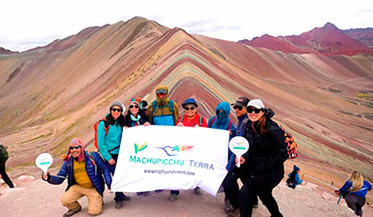 Tour Montaña 7 Colores 1 día con todo Incluido