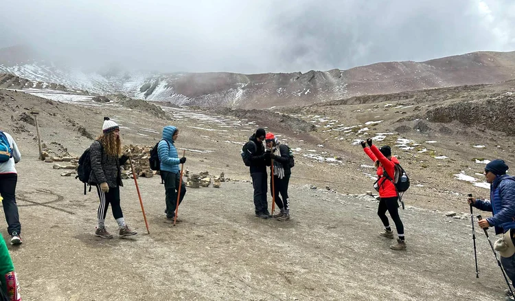 Tourists preparing for the hike to the 7 Colors Mountain