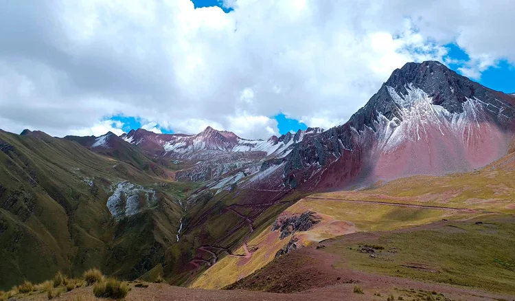 Landscape around Pallay Punchu